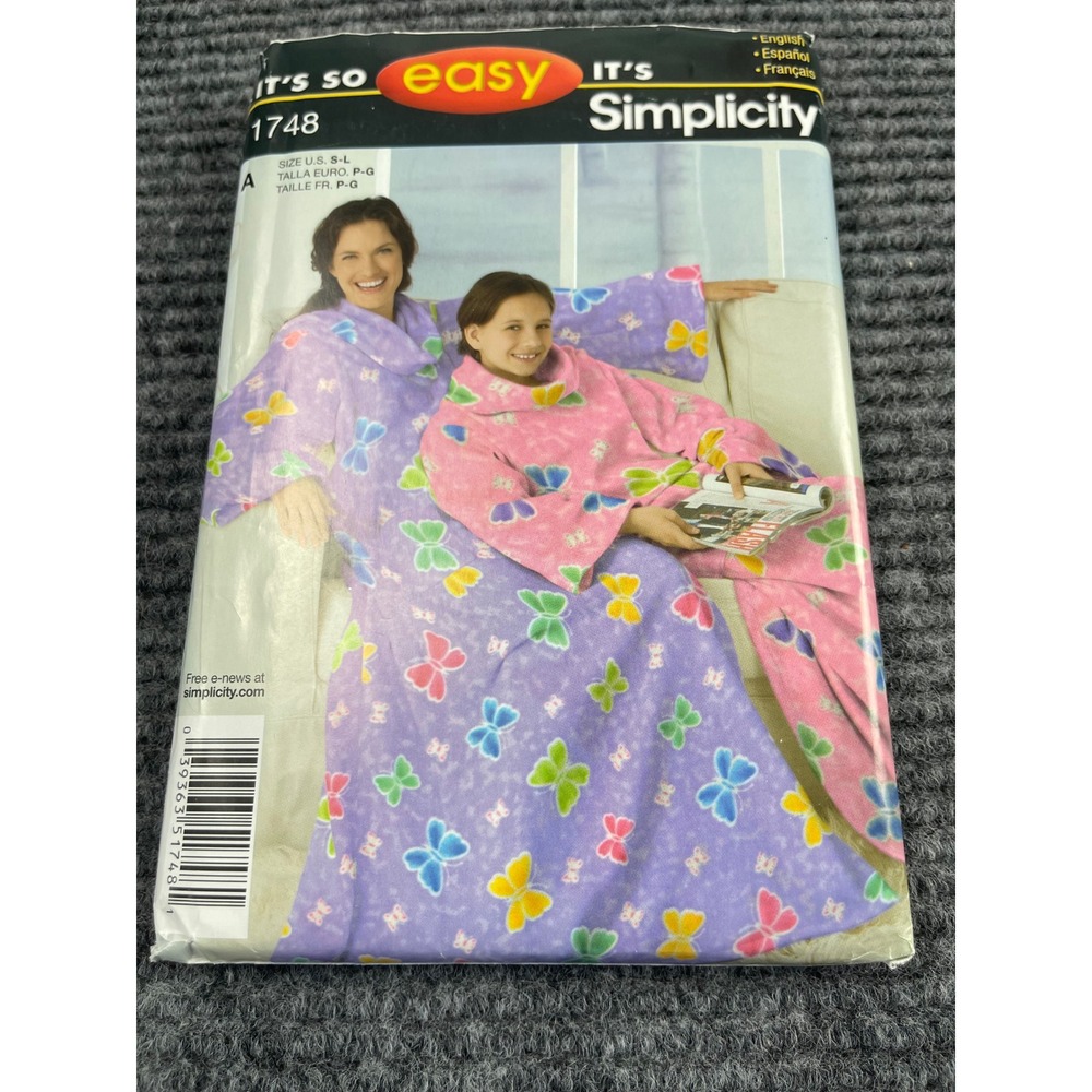 Simplicity 1748 Lounge Blanket Sewing Pattern Sleeves Pocket Uncut S M L